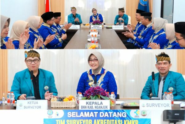 PENILAIAN AKREDITASI KLINIK PRATAMA BNN KABUPATEN NGANJUK PENILAIAN AKREDITASI KLINIK PRATAMA BNN KABUPATEN NGANJUK