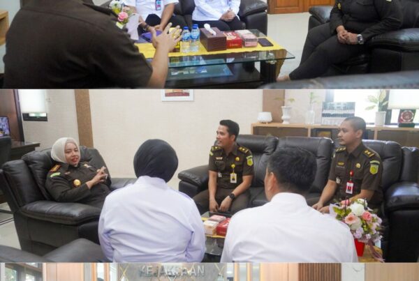 KOORDINASI DAN SILATURAHMI DENGAN KAJARI NGANJUK KOORDINASI DAN SILATURAHMI DENGAN KAJARI NGANJUK